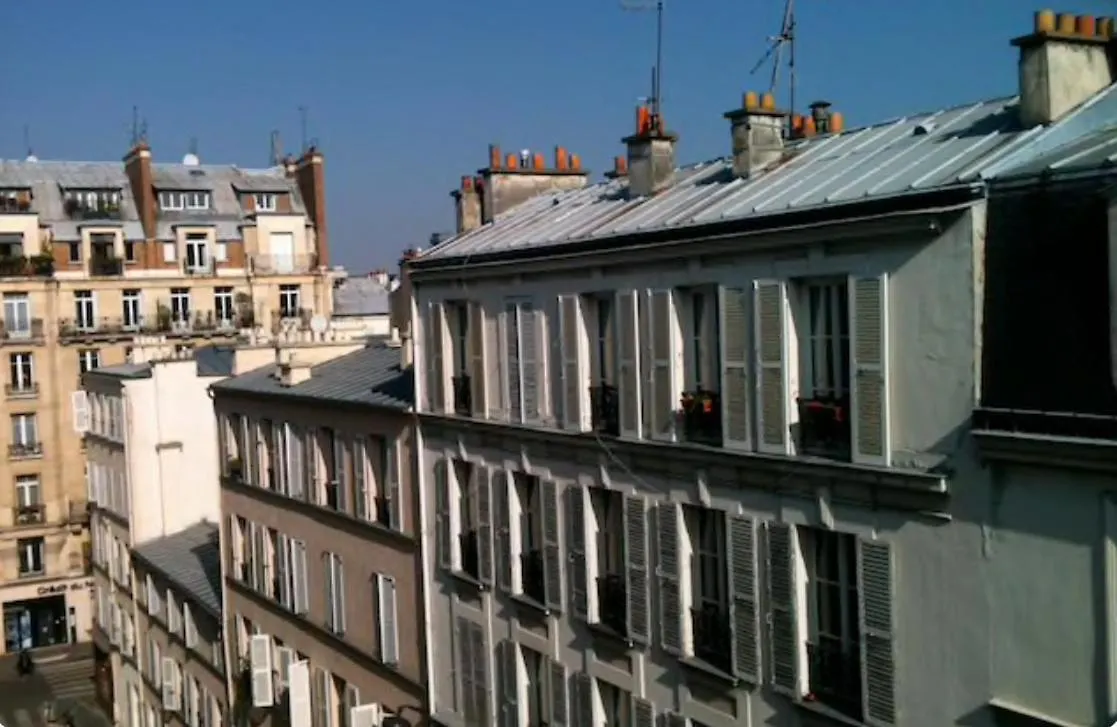Sunny Flat Near Eiffel Tower פריז